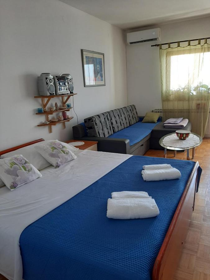 Apartman Ada Senj  Eksteriør billede