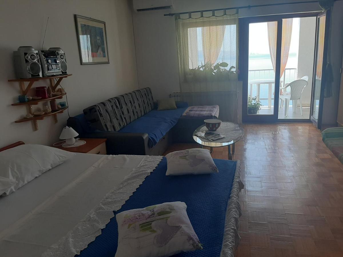Apartman Ada Senj  Eksteriør billede
